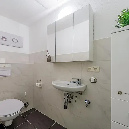 Mueritzrast - Mit Terasse Und Mueritzblick *