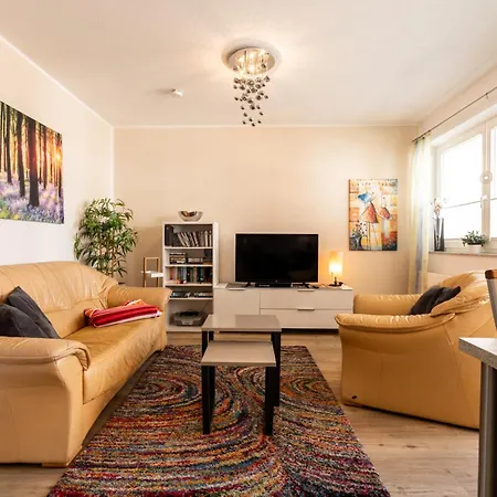 Müritzrast - Mit Terasse Und Müritzblick Apartment Waren (Müritz)